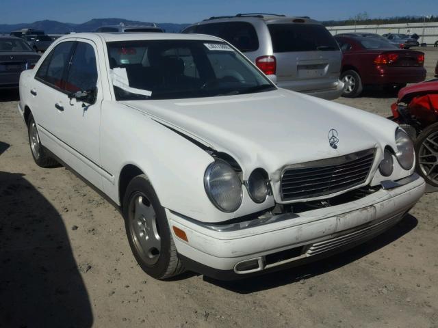 WDBJF70H3XA761707 - 1999 MERCEDES-BENZ E 430 WHITE photo 1