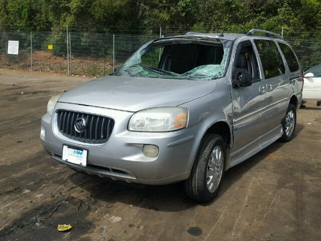 4GLDV13126D238798 - 2006 BUICK TERRAZA IN SILVER photo 2