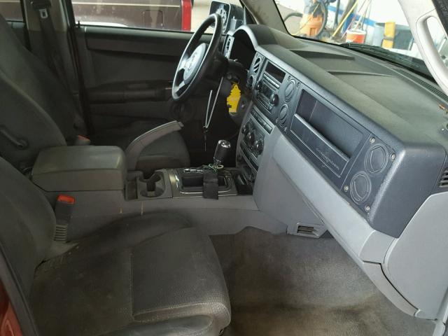 1J8HG48K17C546335 - 2007 JEEP COMMANDER MAROON photo 5