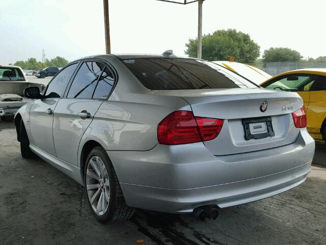 WBAPK7G57BNN78215 - 2011 BMW 328XI SILVER photo 3