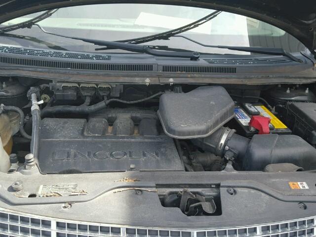 2LMDU68C57BJ35037 - 2007 LINCOLN MKX FWD BLACK photo 7