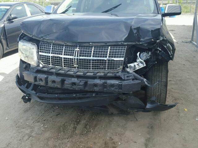 2LMDU68C57BJ35037 - 2007 LINCOLN MKX FWD BLACK photo 9