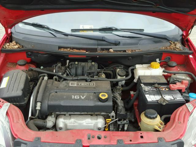 KL1TD56647B055180 - 2007 CHEVROLET AVEO BASE RED photo 7