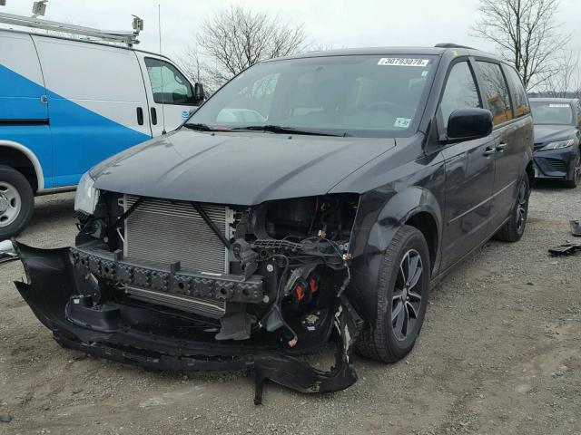 2C4RDGEGXHR774493 - 2017 DODGE GRAND CARA GRAY photo 2