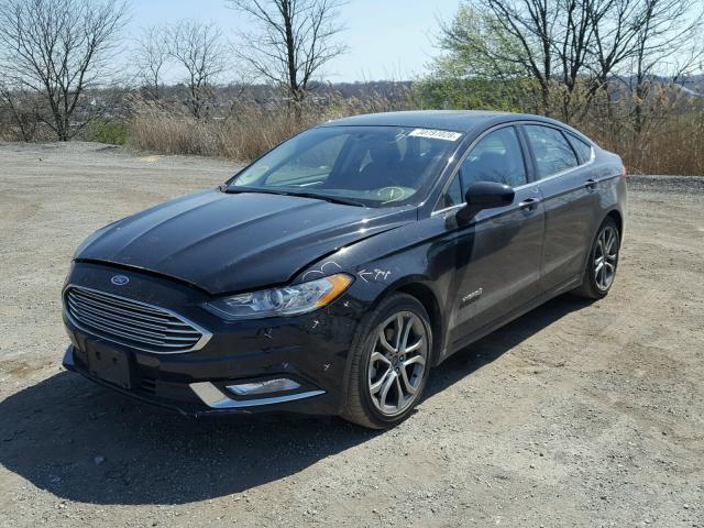 3FA6P0LU3HR223963 - 2017 FORD FUSION SE BLACK photo 2