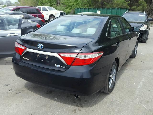 4T1BD1FK2FU144285 - 2015 TOYOTA CAMRY HYBR BLACK photo 4