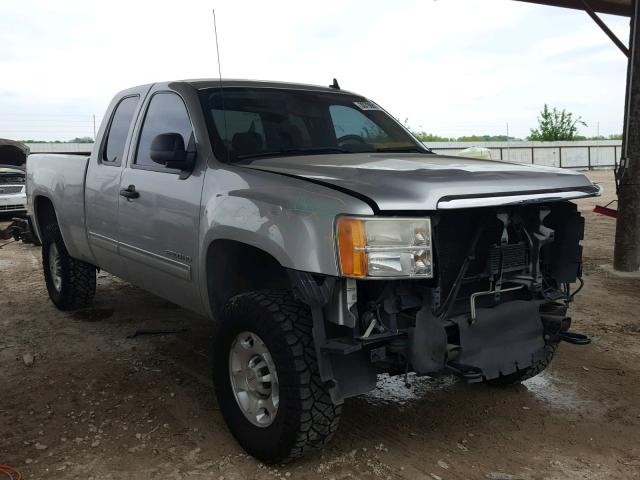 1GT5C0BG3AZ276242 - 2010 GMC SIERRA C25 SILVER photo 1