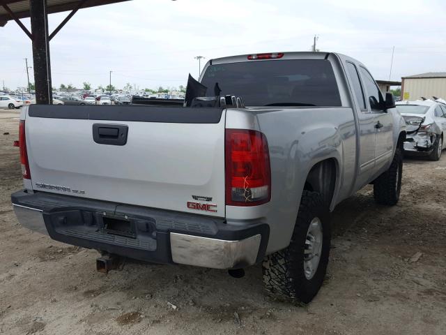 1GT5C0BG3AZ276242 - 2010 GMC SIERRA C25 SILVER photo 4