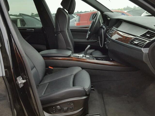 5UXZV4C54BL743011 - 2011 BMW X5 XDRIVE3 BLACK photo 5