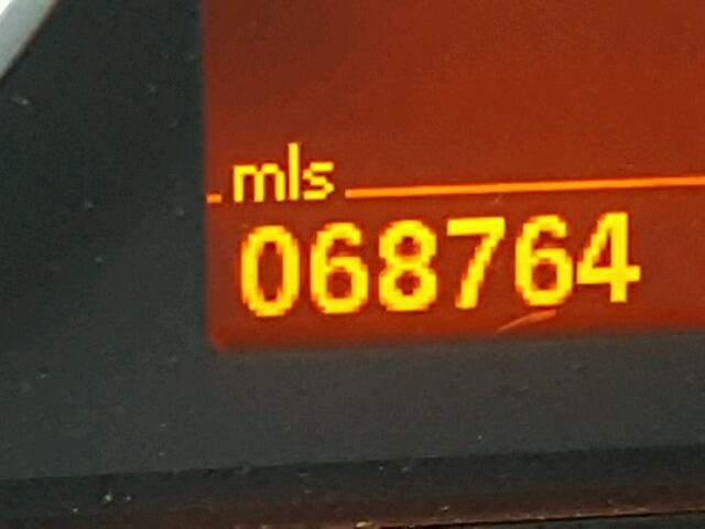 5UXZV4C54BL743011 - 2011 BMW X5 XDRIVE3 BLACK photo 8