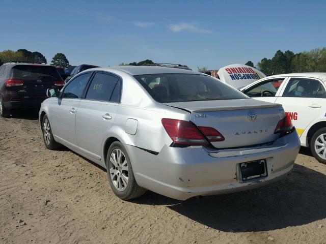 4T1BK36B08U279463 - 2008 TOYOTA AVALON XL SILVER photo 3