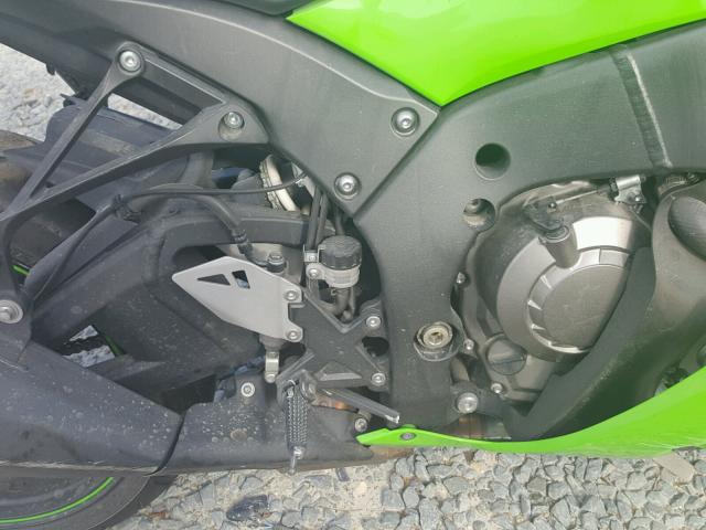 JKAZXCJ16BA003827 - 2011 KAWASAKI ZX1000 J GREEN photo 7