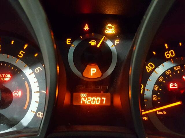 JTKJF5C75B3015595 - 2011 TOYOTA SCION TC 银色 照片 8