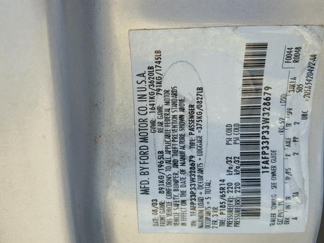 1FAFP33P33W328679 - 2003 FORD FOCUS LX SILVER photo 10