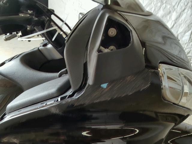 1HFSC47F58A709178 - 2008 HONDA GL1800 BLACK photo 9