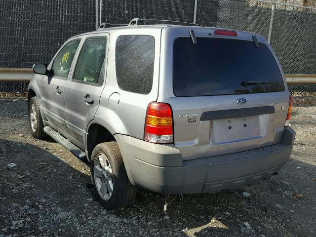 1FMCU93197KA14726 - 2007 FORD ESCAPE XLT GRAY photo 3