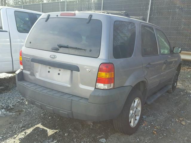 1FMCU93197KA14726 - 2007 FORD ESCAPE XLT GRAY photo 4