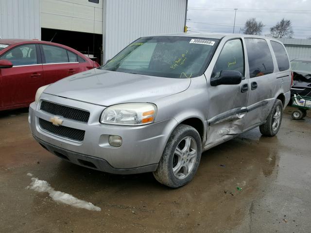 1GNDV23168D148412 - 2008 CHEVROLET UPLANDER L SILVER photo 2