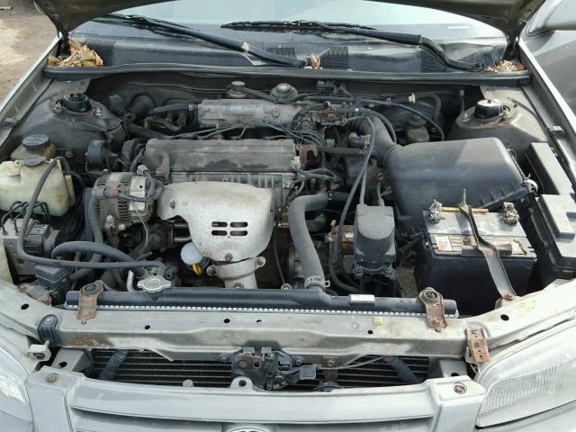 4T1BG22K8WU217484 - 1998 TOYOTA CAMRY CE GOLD photo 7