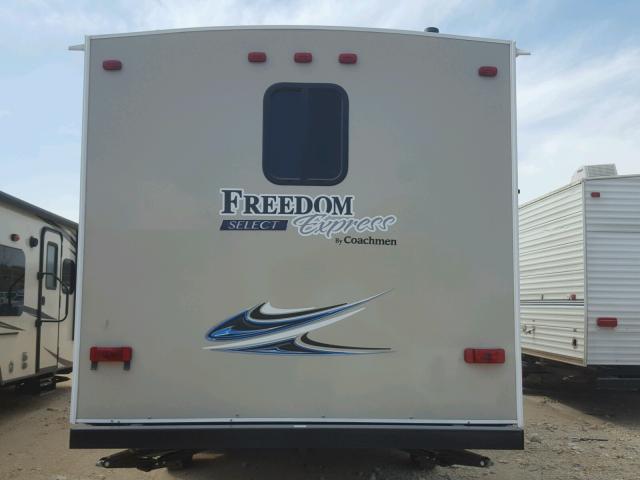 5ZT2FENB5JS030596 - 2018 COACH FREEDOM EX WHITE photo 5