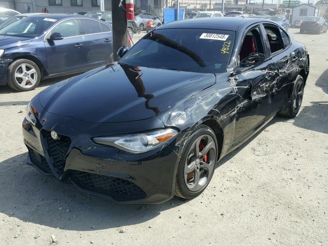 ZARFAEDNXH7548641 - 2017 ALFA ROMEO GIULIA Q4 BLACK photo 2