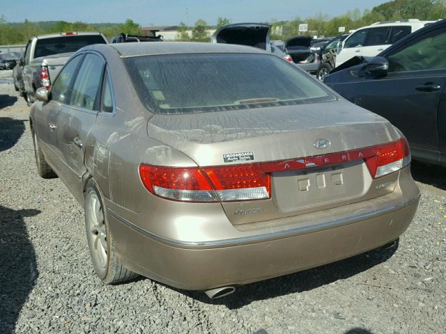 KMHFC46F77A148568 - 2007 HYUNDAI AZERA SE GOLD photo 3