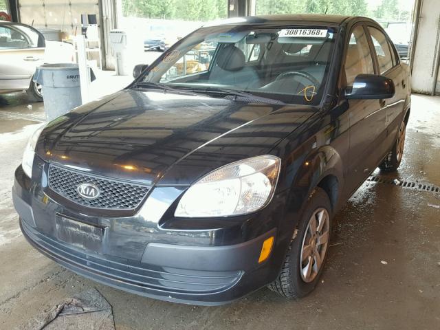 KNADE123366157363 - 2006 KIA RIO BLACK photo 2