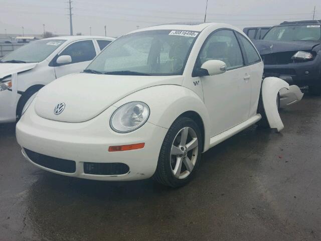 3VWFW31C28M515655 - 2008 VOLKSWAGEN NEW BEETLE 白色 照片 2