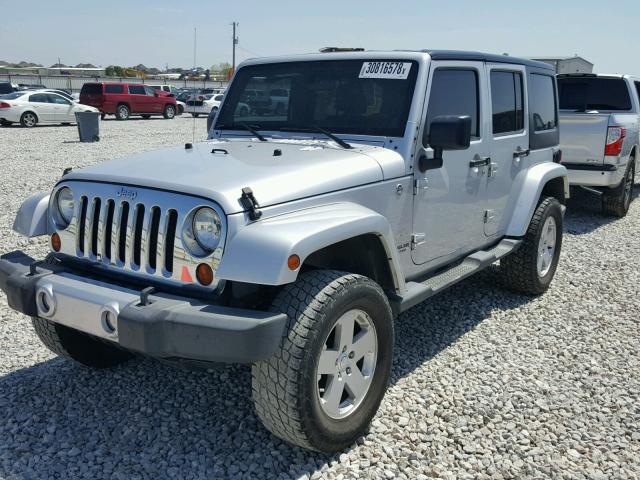 1J4BA5H17BL598650 - 2011 JEEP WRANGLER U SILVER photo 2