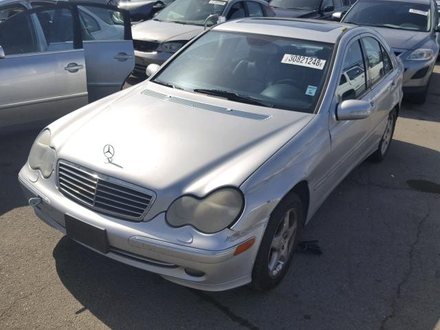 WDBRF64J61F056033 - 2001 MERCEDES-BENZ C 320 SILVER photo 2