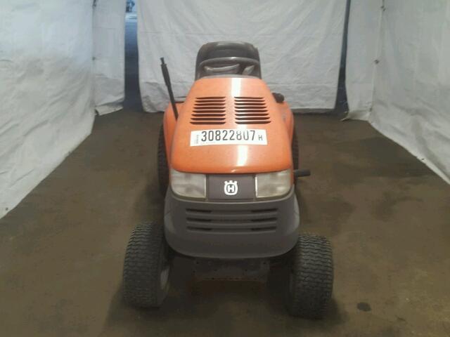 GT2254 - 2000 LAWN MOWER ORANGE photo 10