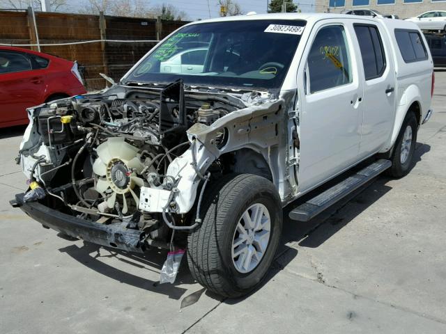 1N6AD0EV7GN781915 - 2016 NISSAN FRONTIER S WHITE photo 2