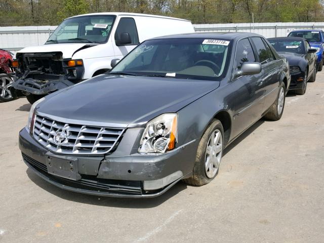 1G6KD57Y46U255938 - 2006 CADILLAC DTS GRAY photo 2