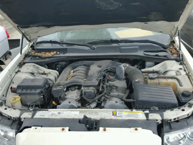 2C3KA53G96H139158 - 2006 CHRYSLER 300 TOURIN CREAM photo 7