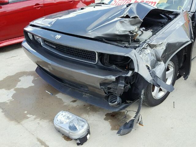 2B3LJ44V99H535555 - 2009 DODGE CHALLENGER CHARCOAL photo 9