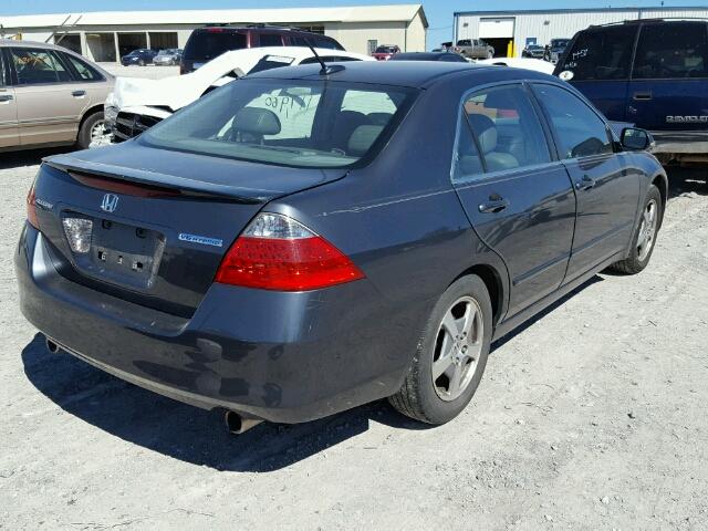 JHMCN36477C002796 - 2007 HONDA ACCORD HYB GRAY photo 4