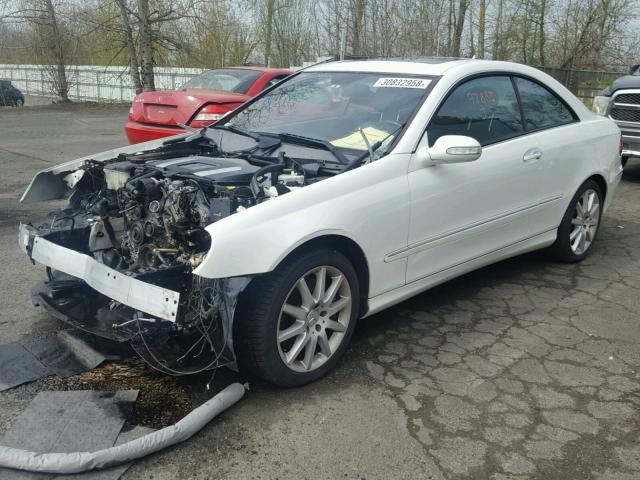 WDBTJ56H67F214405 - 2007 MERCEDES-BENZ CLK 350 WHITE photo 2