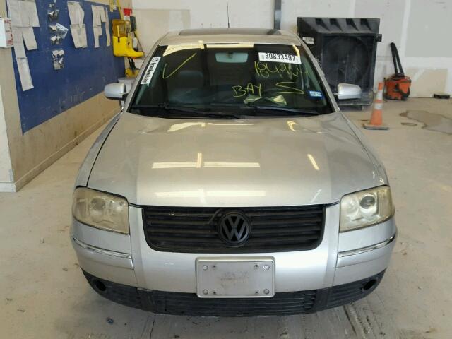 WVWPD63B53P184964 - 2003 VOLKSWAGEN PASSAT GLS SILVER photo 9
