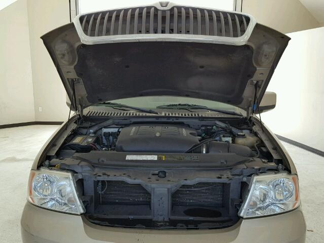 5LMFU27R14LJ43115 - 2004 LINCOLN NAVIGATOR ბეჟი ფოტო 7