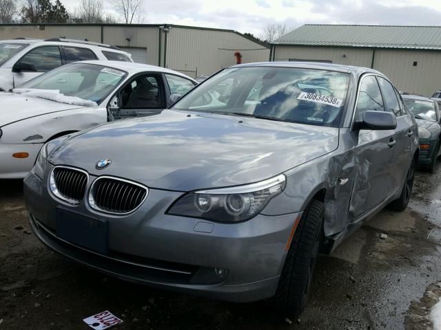 WBANV13518CZ60312 - 2008 BMW 528 XI SILVER photo 2