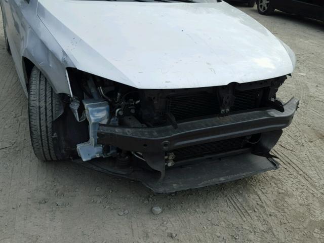 3VW2K7AJ9BM113221 - 2011 VOLKSWAGEN JETTA BASE 银色 照片 9