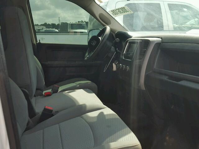 3C6UR5CL8HG639087 - 2017 RAM 2500 ST WHITE photo 5