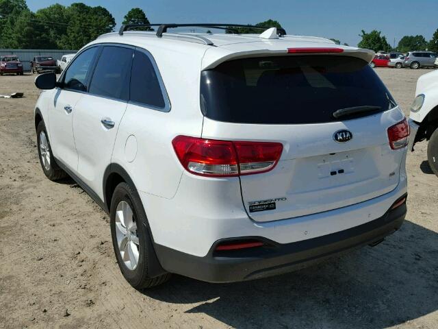 5XYPG4A30GG046412 - 2016 KIA SORENTO LX WHITE photo 3