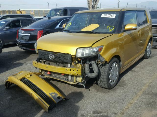 JTLKE50EX81056976 - 2008 TOYOTA SCION XB GOLD photo 2