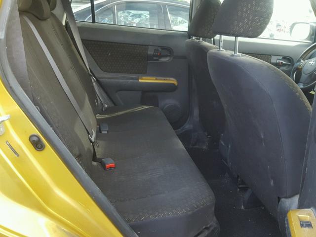 JTLKE50EX81056976 - 2008 TOYOTA SCION XB GOLD photo 6