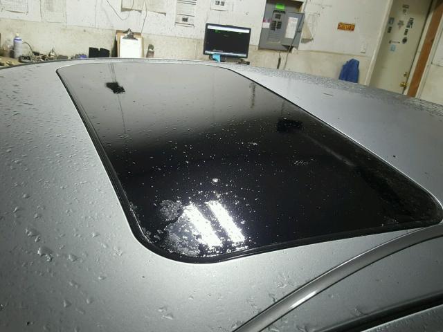 WVWTH63B34P102329 - 2004 VOLKSWAGEN PASSAT GLX 灰色 照片 9