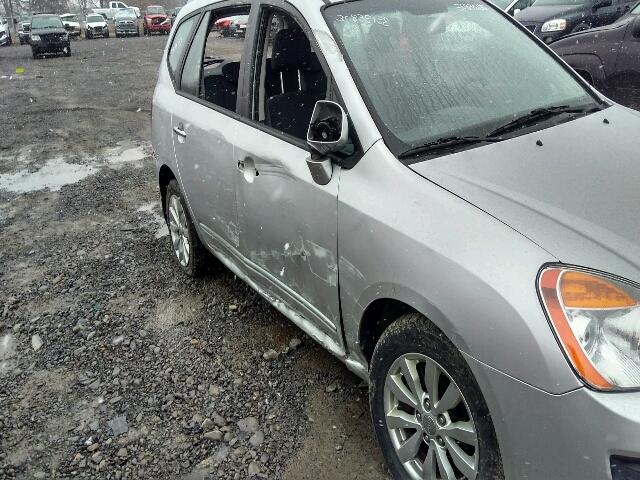 KNAHH8A83C7412484 - 2012 KIA RONDO SILVER photo 9