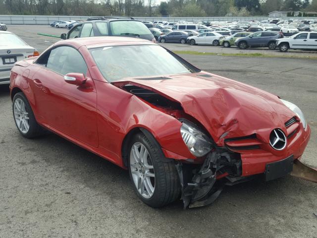 WDBWK56F98F183080 - 2008 MERCEDES-BENZ SLK 350 RED photo 1