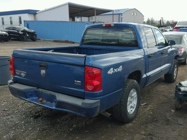 1D7HW48NX6S502428 - 2006 DODGE DAKOTA QUA BLUE photo 4