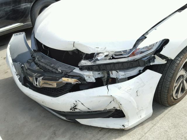 1HGCT1B41GA002596 - 2016 HONDA ACCORD LX- WHITE photo 9